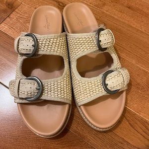 Universal Threads Raffia Sandals